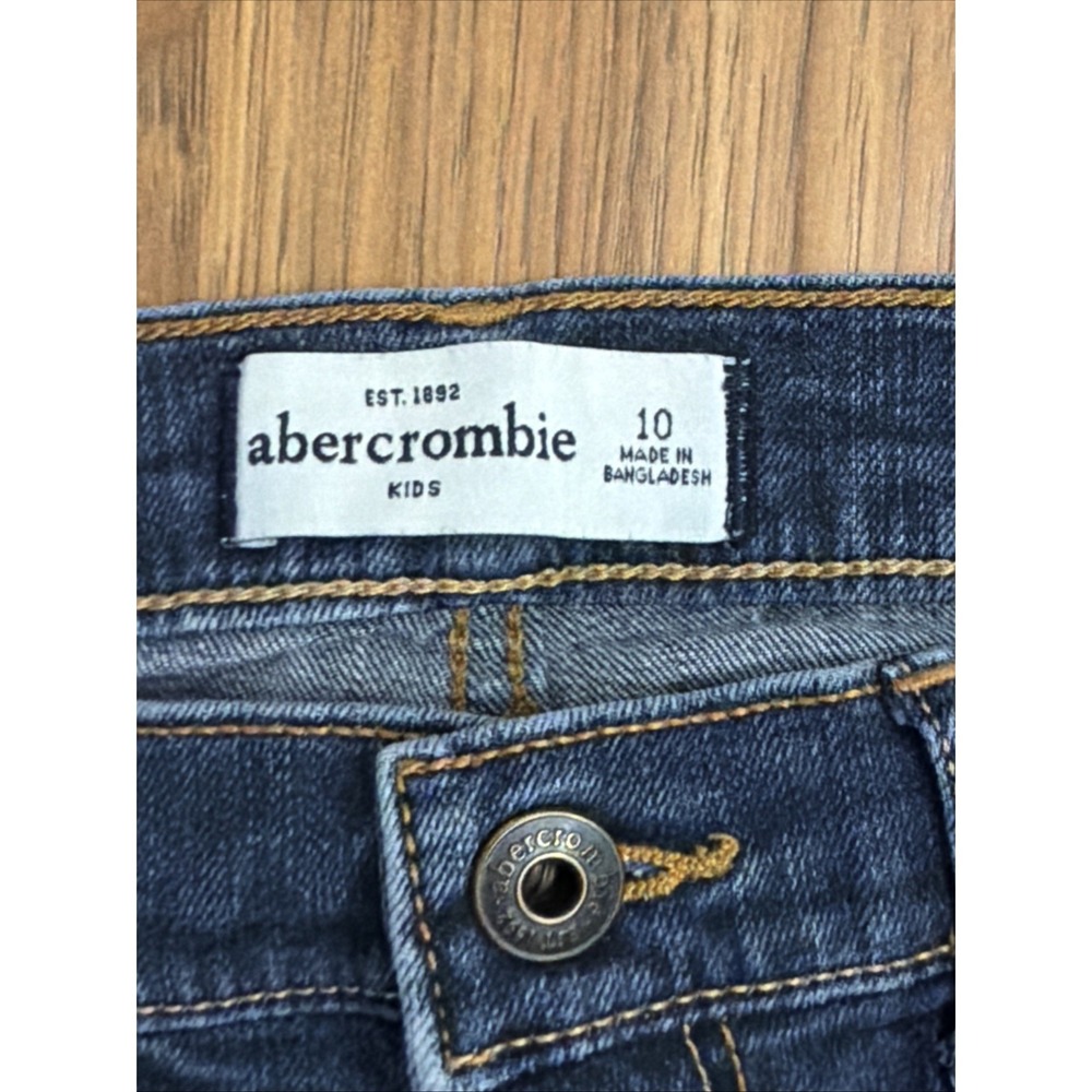 Abercrombie Kids Girls Sz 10 Lowrise Jeans Shorts EUC - Picture 2 of 5